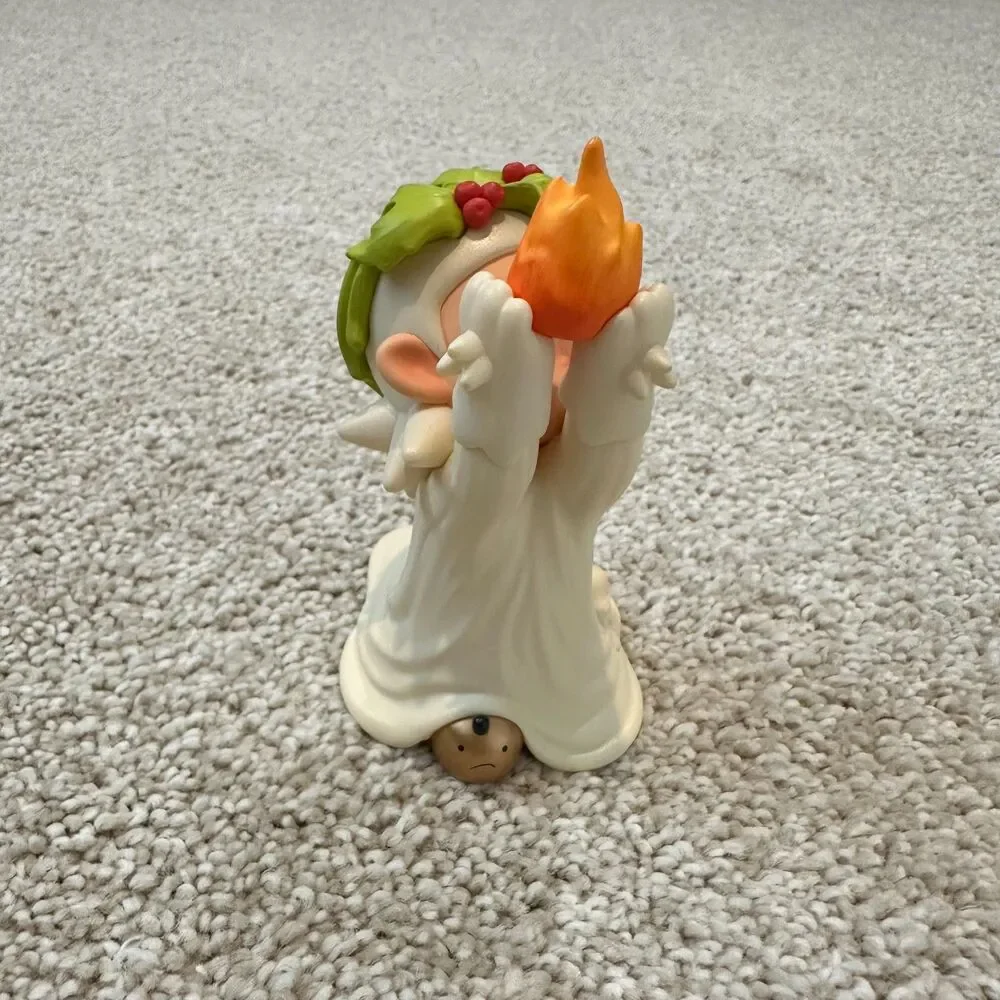 Pop Mart Zsiga The Winter of Gifts Series Cozy Flame Figure